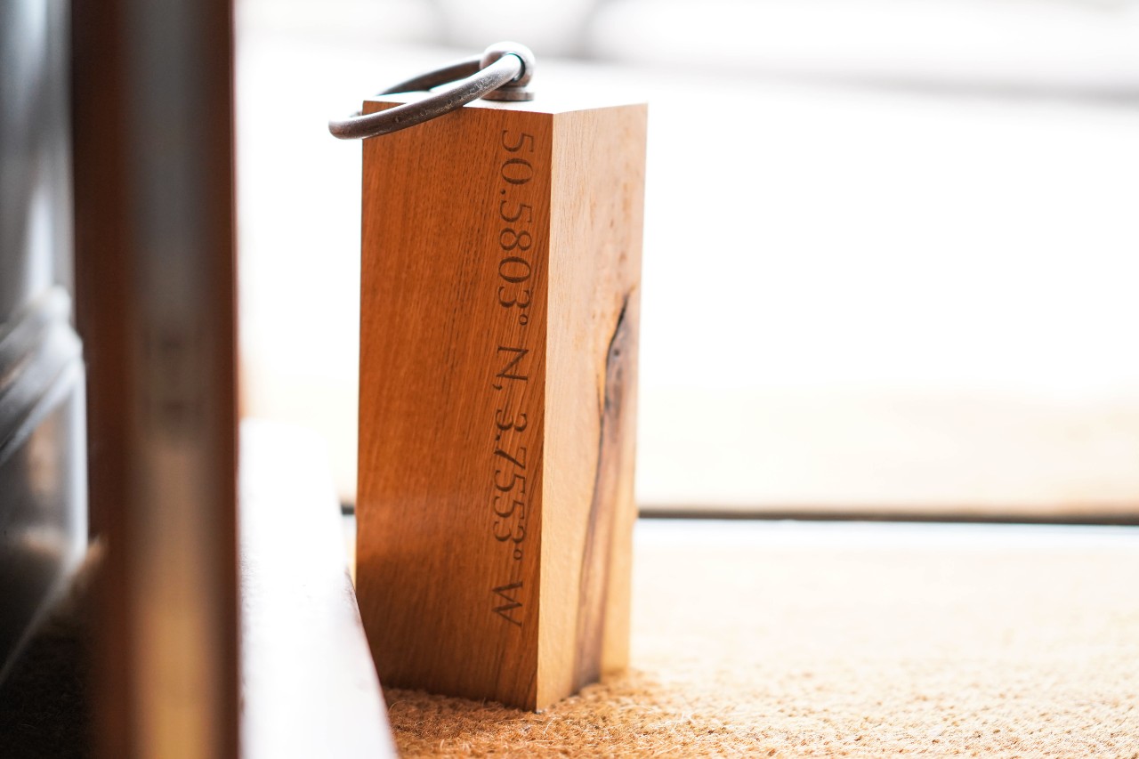 Oak Doorstop - Image 4
